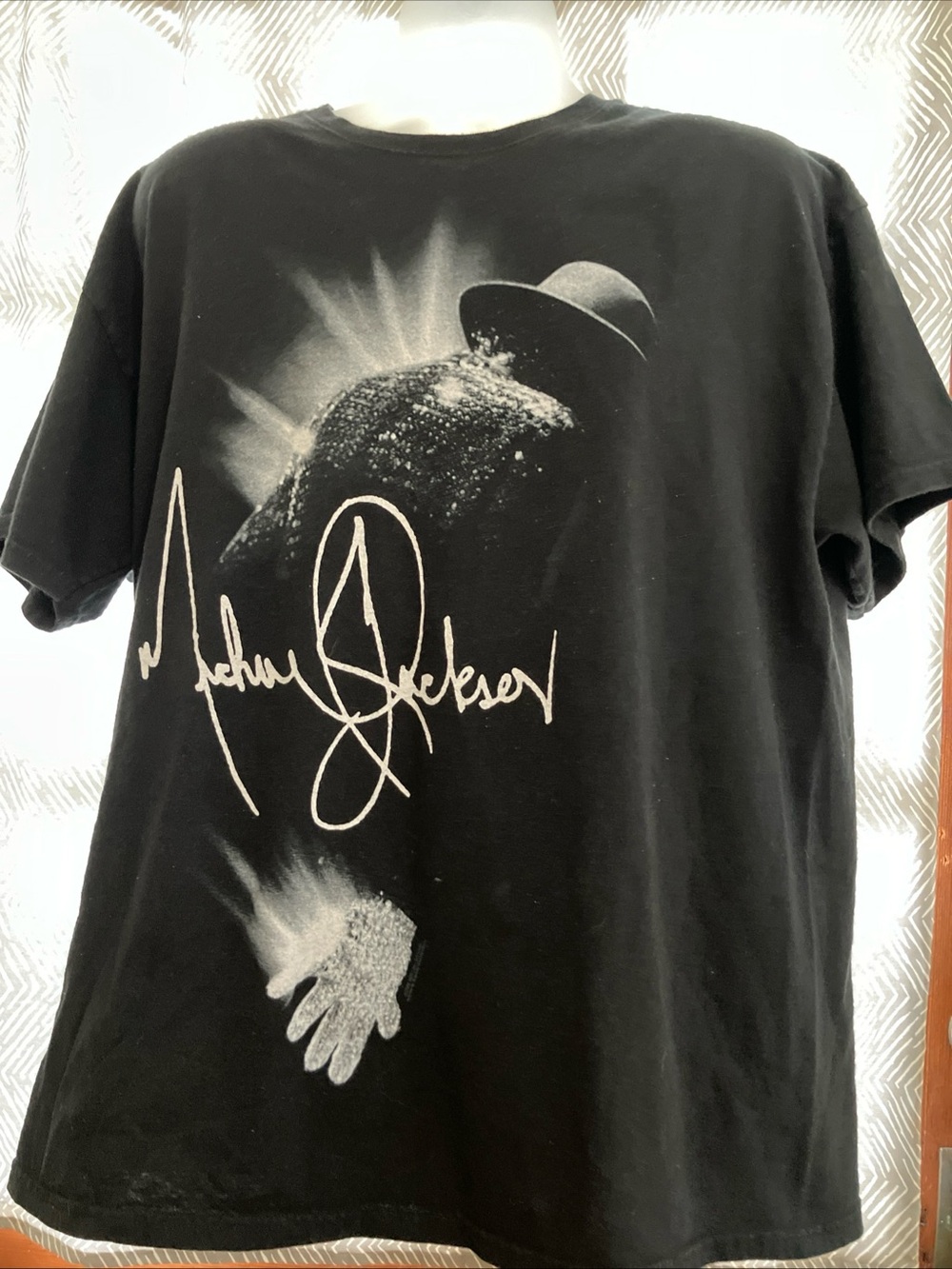 Michael Jackson - 2009 Black Shirt.  Adult xl Hanes.